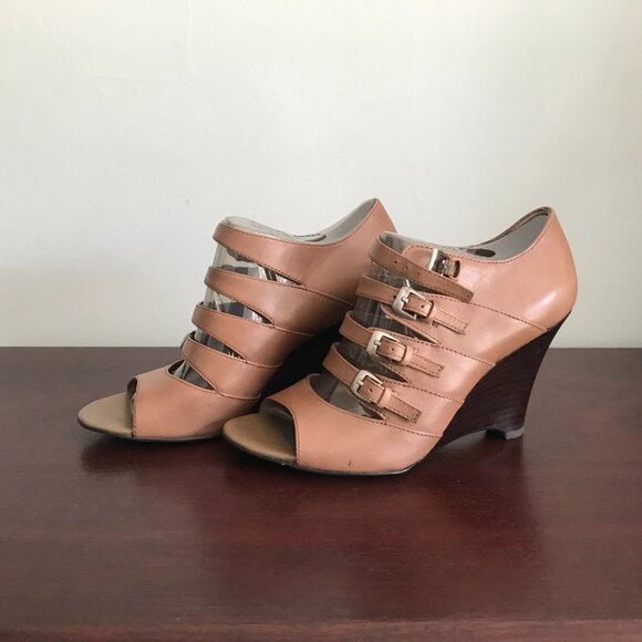 Franco Sarto | Wedge Buckle Booties - Picture 3 of 10